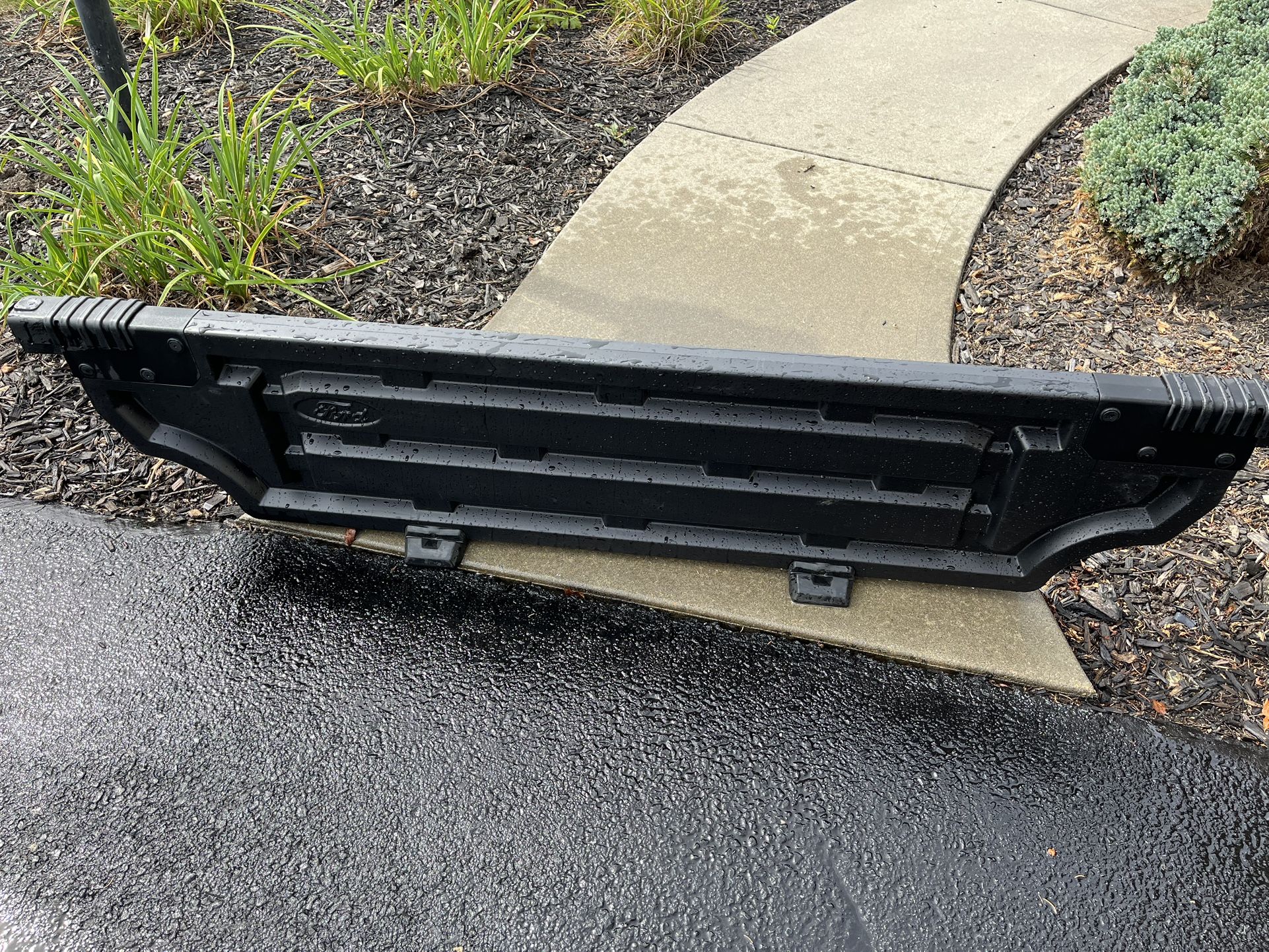 Truck Bed Divider