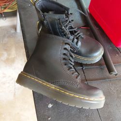 Doc Martin Boots For Children.   Size 10 USA. $20 BRAND NEW. San Antonio Texas.   Pick Up Bandera Rd And Huebner Rd Post Office $19