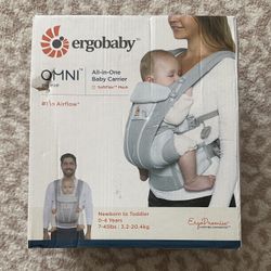 Ergobaby OMNI Breeze All In One Baby Carrier $50 **READ DESCRIPTION**