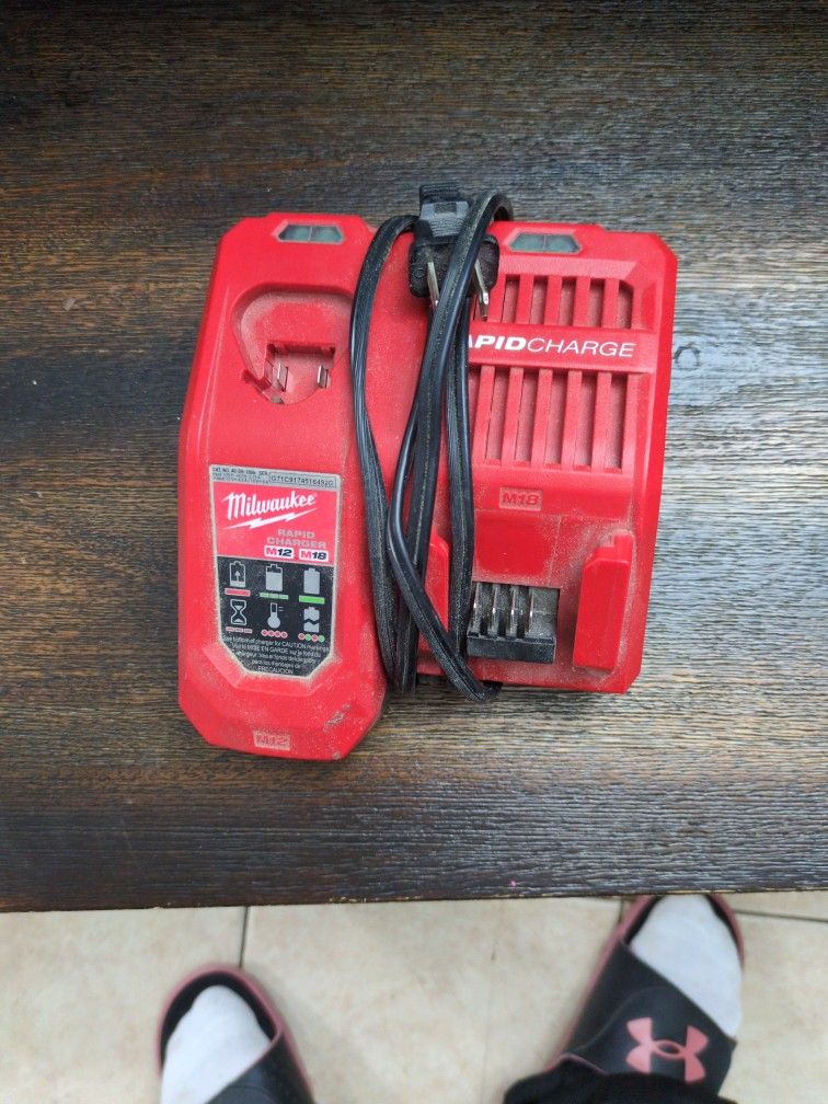 Milwaukee M18 Rapid Charger