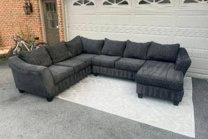 Sectional couch