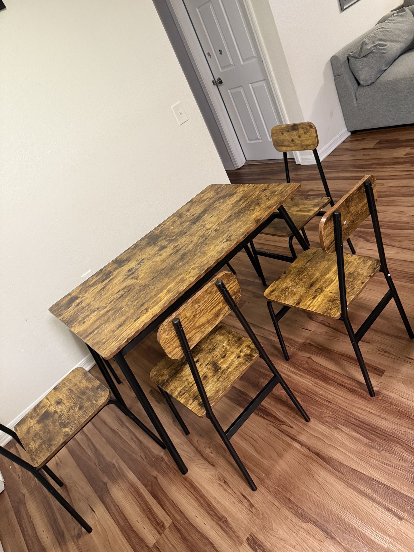 Small Kitchen Table With Bench