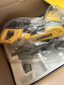 Dewalt Saw