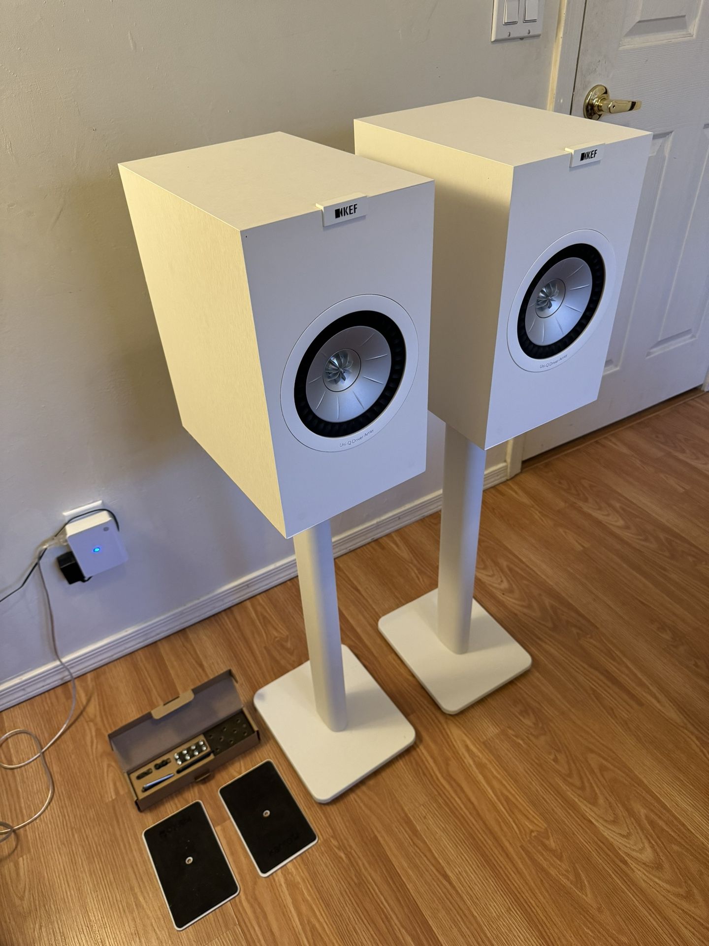 KEF Q350 Speakers And Stands