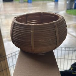 Small/medium  Wicker Basket 