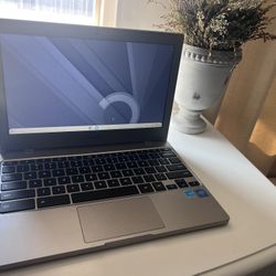 Samsung Chrome Laptop 