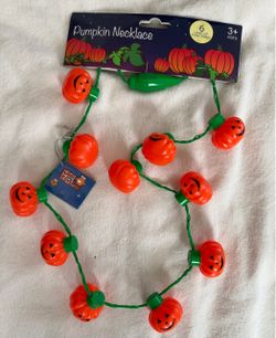 Pumpkin 🎃 light up Necklace