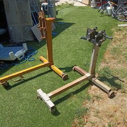 2 Engine Stand 