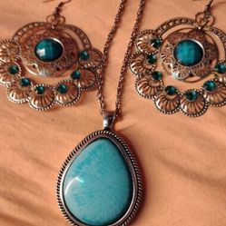 Turquoise Pendant And Chandelier Style Earrings