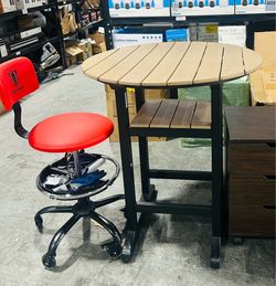 Round Outdoor Bar-Height Bistro Table