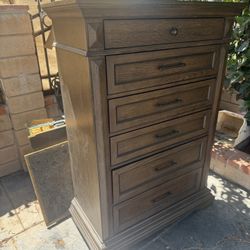 Dresser with 6 drawers 4’ 6 inches tall