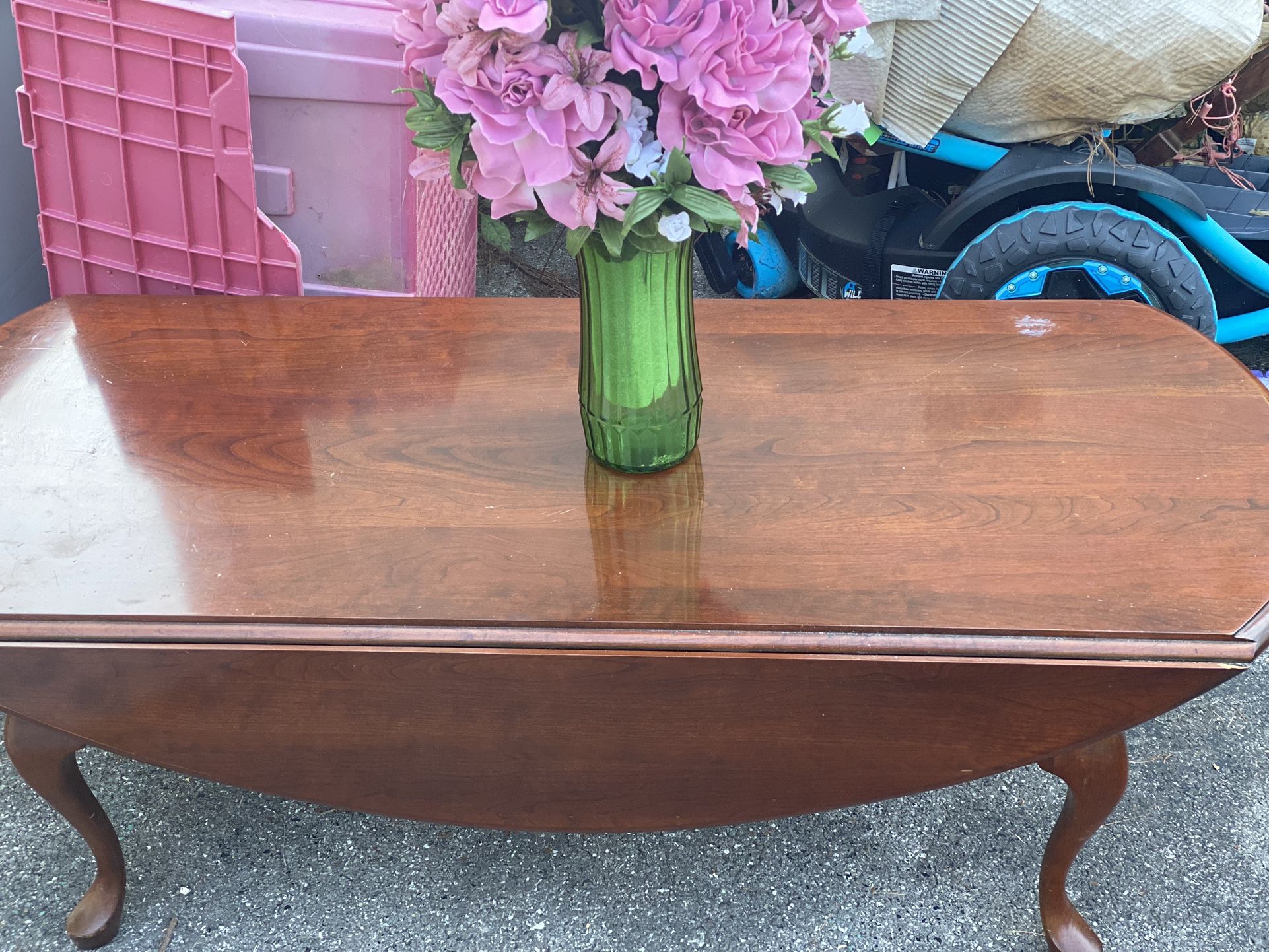 Beautiful Cherry Coffee Table