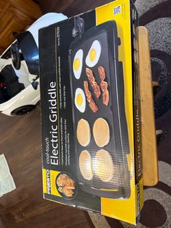 Presto electric grill