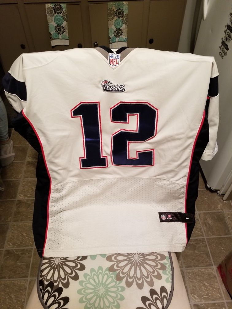 Tom Brady jersey XXL