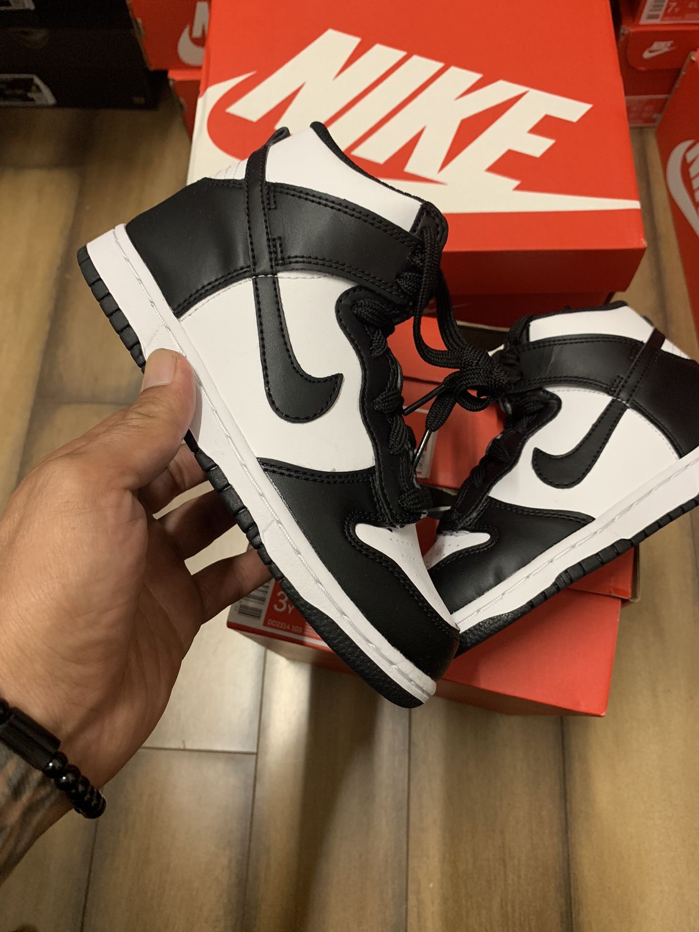 Nike Dunk High PRE SCHOOL SZ 🐼