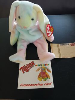 MN Twins 1999 "Hippie" The tie-dyed bunny