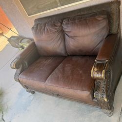 Leather Sofas 