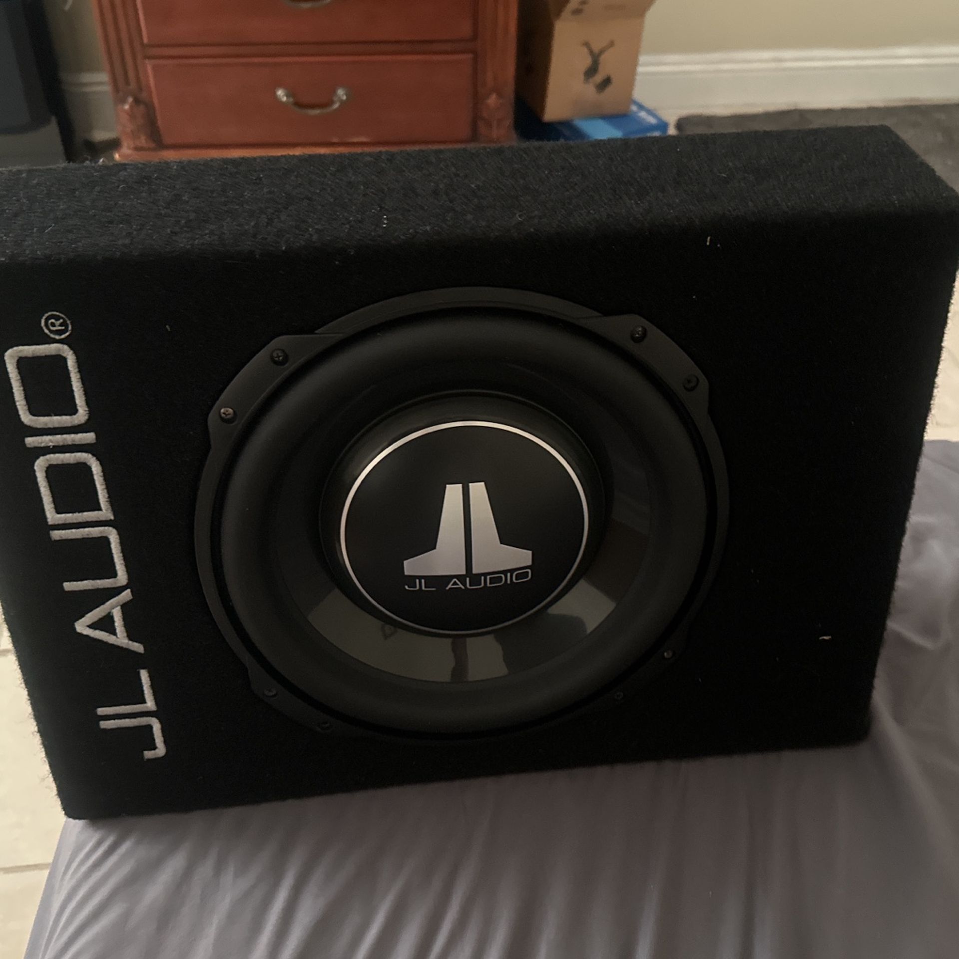 Jl Audio 12 In TW3 With Sealed Sub Shallow Box