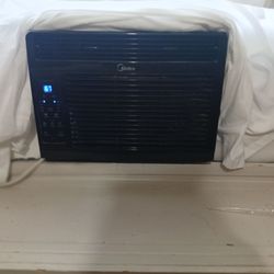 Ac unit and moving sale