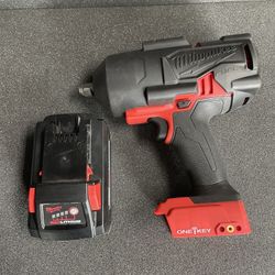 Milwaukee Impact Wrench + Battery