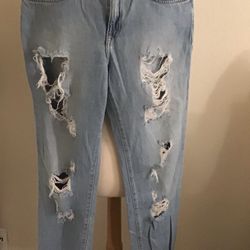 JEANS SIZE 28