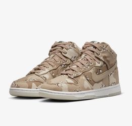 Nike Women's Dunk High Desert Camo Hemp Light Soft Pink Sail. Size 8.5