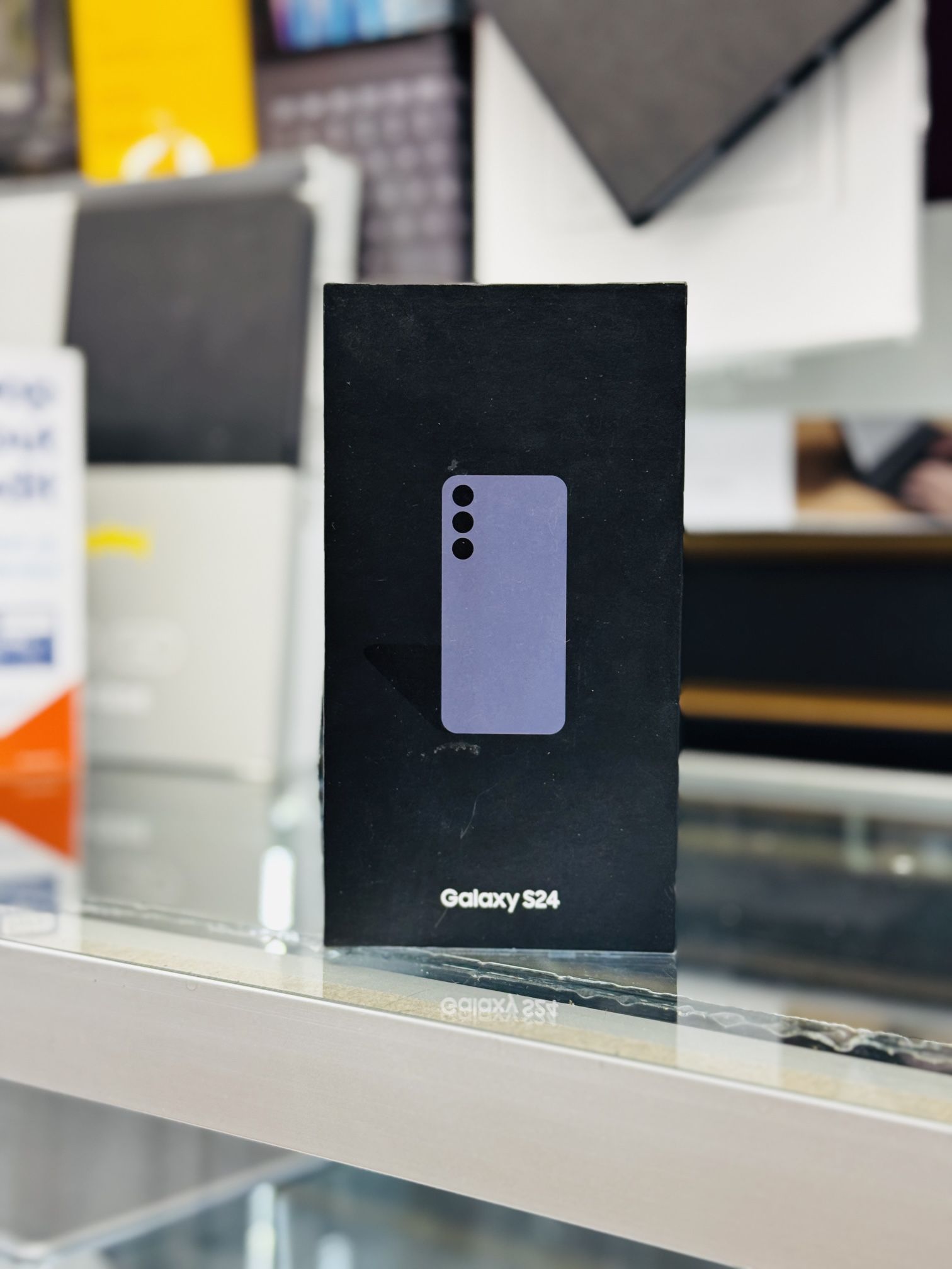 Samsung S24 (Factory Unlocked)