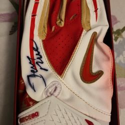 JERRY RICE SIGNED GLOVES.