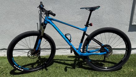 2018 Giant Fathom 1 29” Mountain Bike — Large — Shimano SLX 1x11