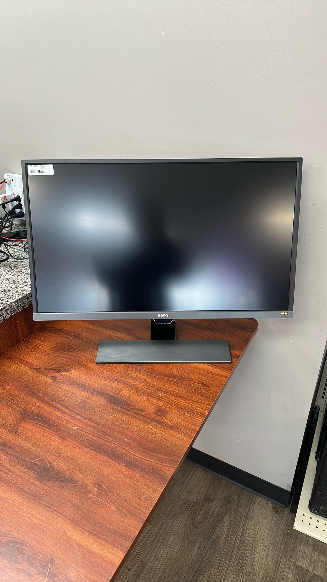 Benq 32” Monitor