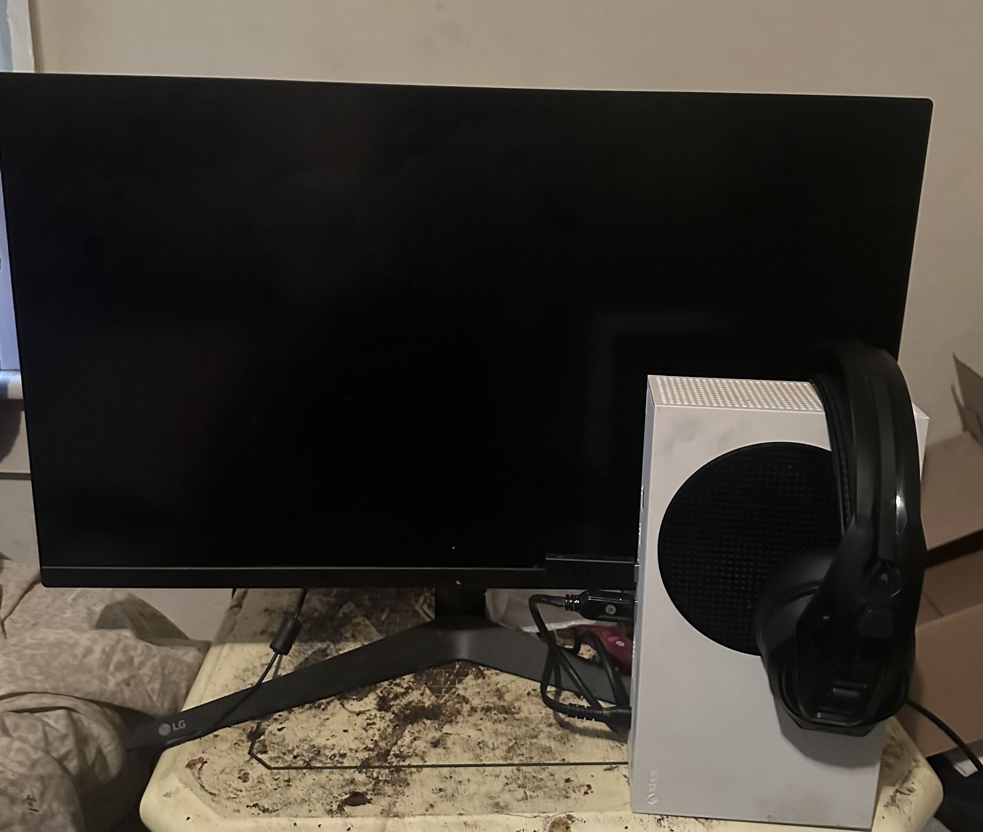 LG Ultra Gear Gaming Monitor 