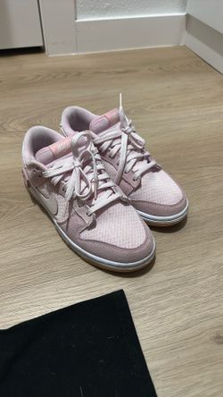 Nike Wmns Dunk Low 'Teddy Bear - Light Soft Pink'