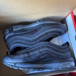 Shoes NIKE ADIDAS NEW BALANCE PUMA