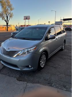 2014 Toyota Sienna