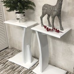 Two Fabulous End Tables... Freshly Painted ... Check Out My Other Offers Too