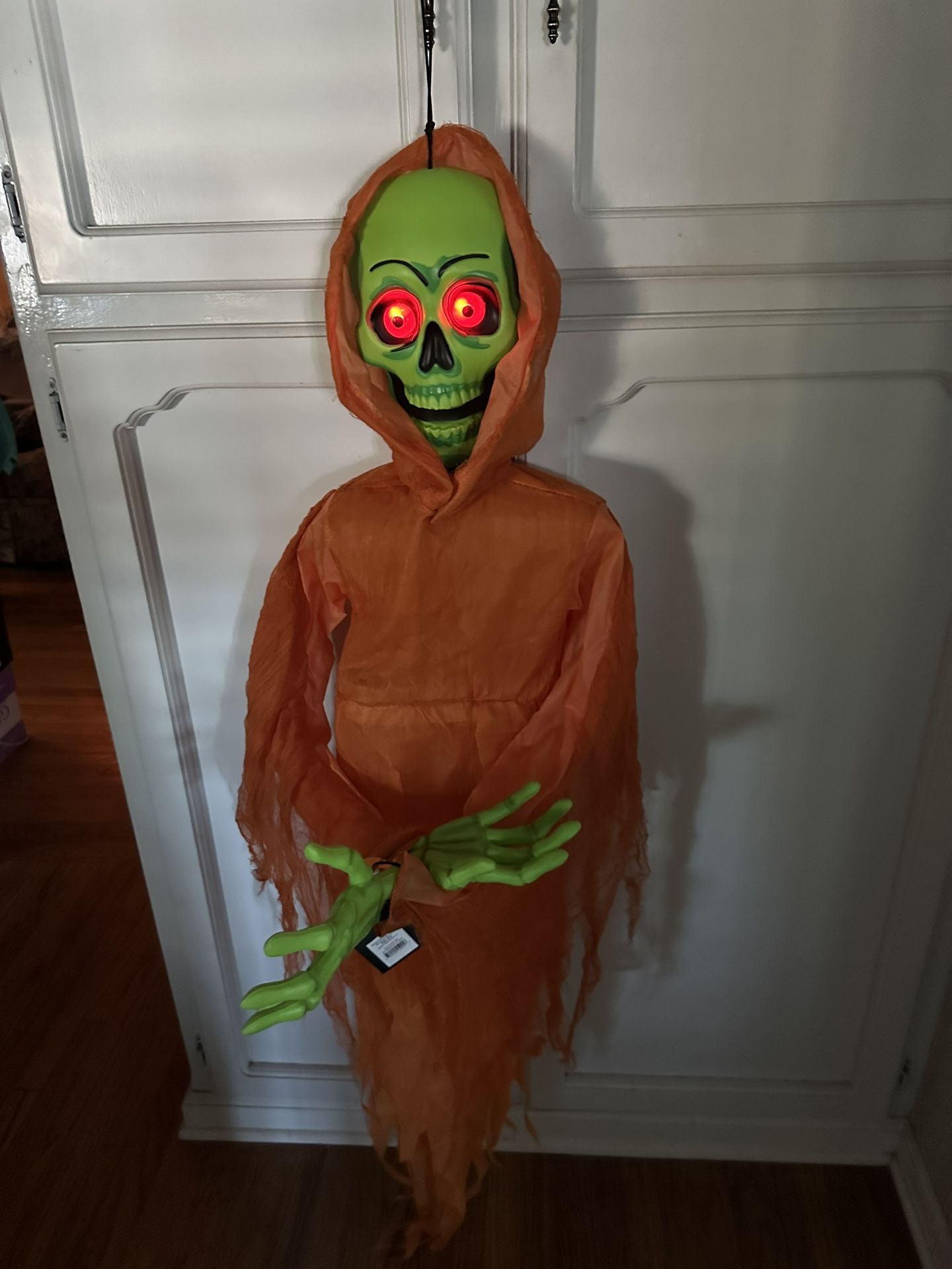 Halloween Throw Back Ghoul Light Up And Makes Sounds