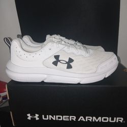 Under ARMOUR UA CHARGED Assert 10 Men Size 9 