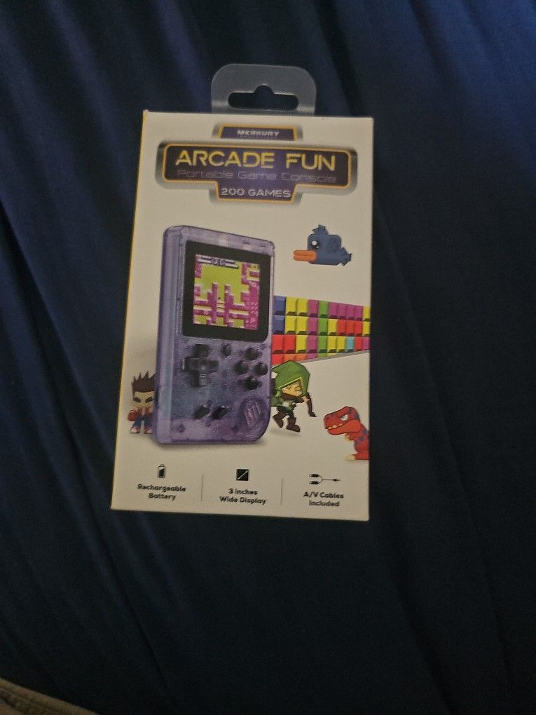 Arcade Fun Portable Game Console 200 Games