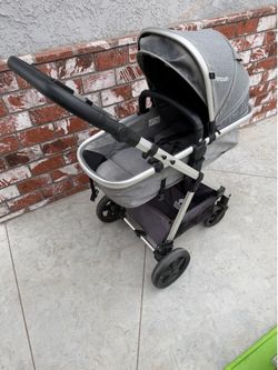Mom push stroller