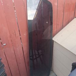 2005 nissan titan rear window free