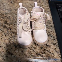 Girls Boots