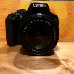 Canon EOS Rebel T7