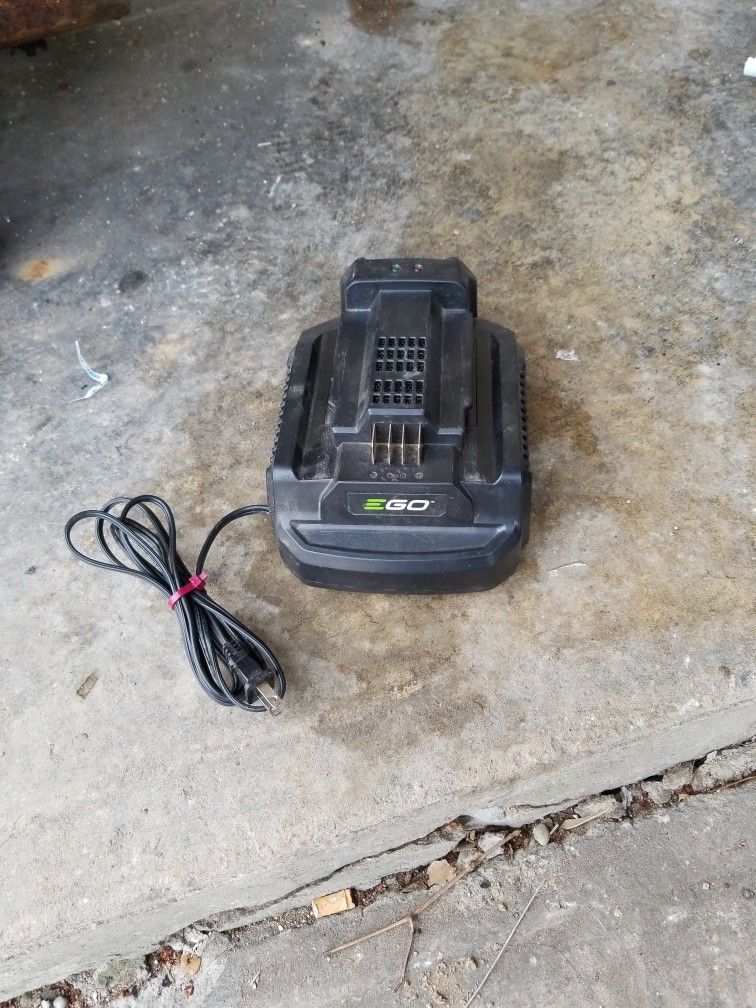E-GO 56V BATTERY CHARGER