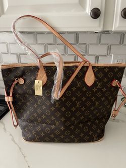 BEAUTIFUL HAND BAG TOTE