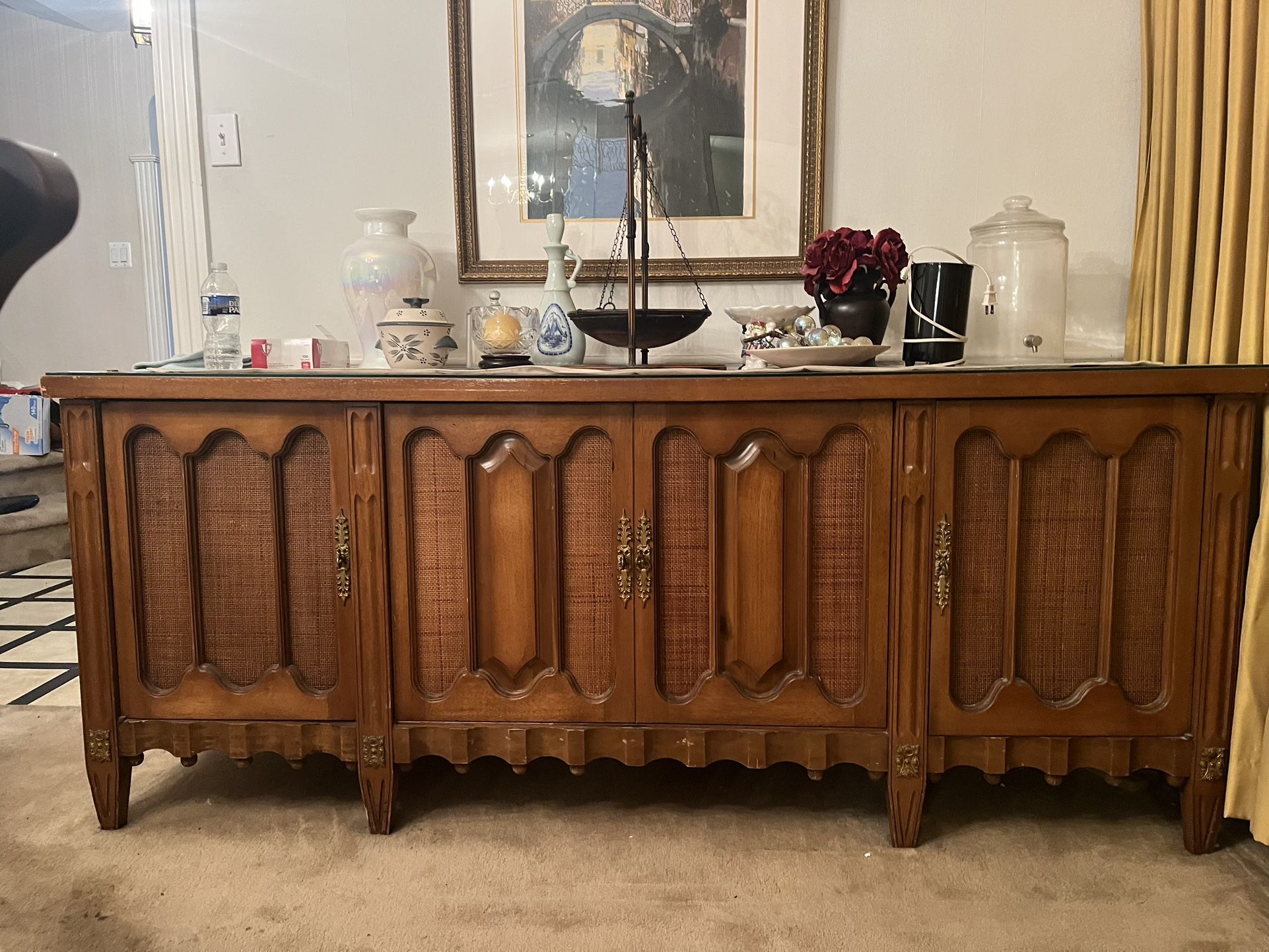 Mid Century Console Stereo w/ Hidden Bar- French Provencial