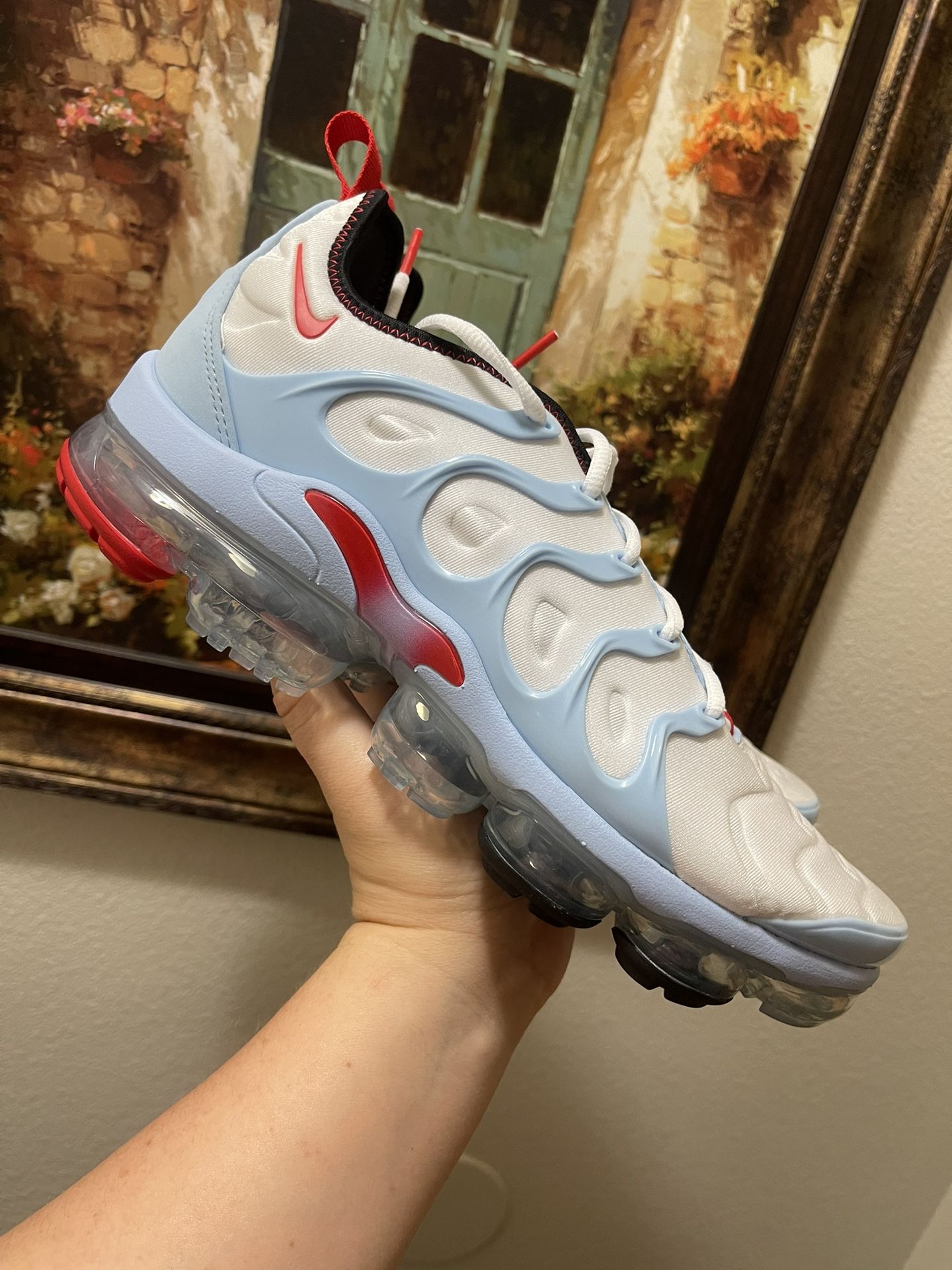 Nike Air VaporMax Plus University Red sneakers