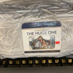The Huge One Blanket