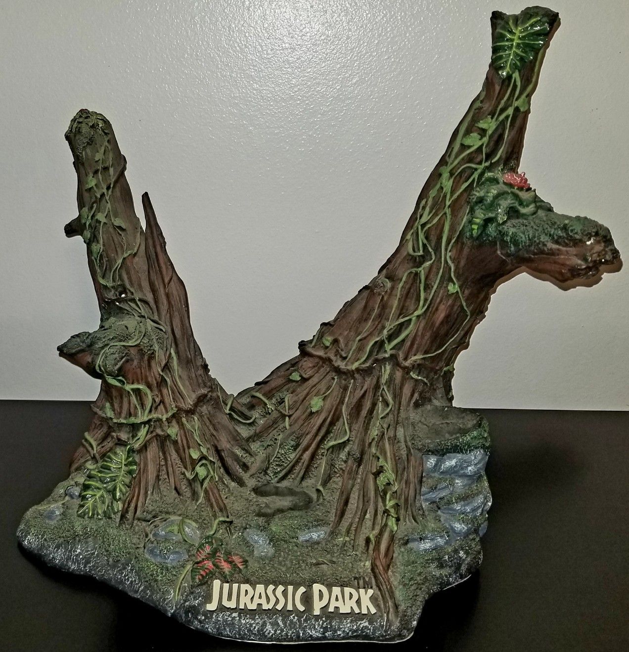 Jurassic Park Velociraptor Statue BASE Kenner, Cinemacast, Hasbro 1994