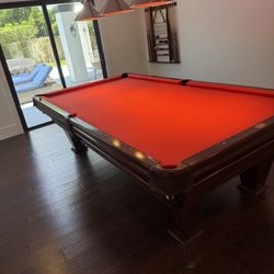 Mahogany Pool Table 