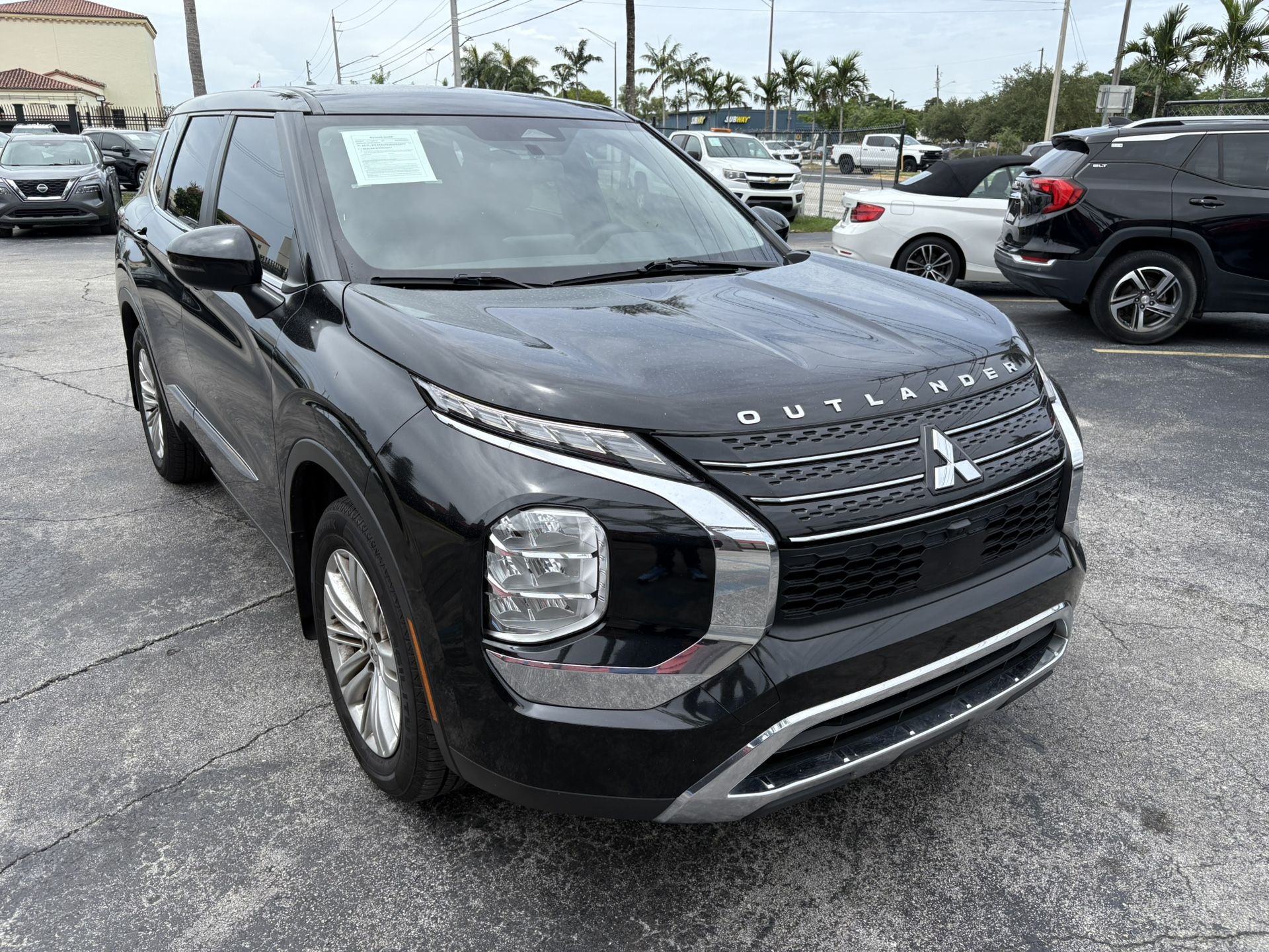 2023 Mitsubishi Outlander